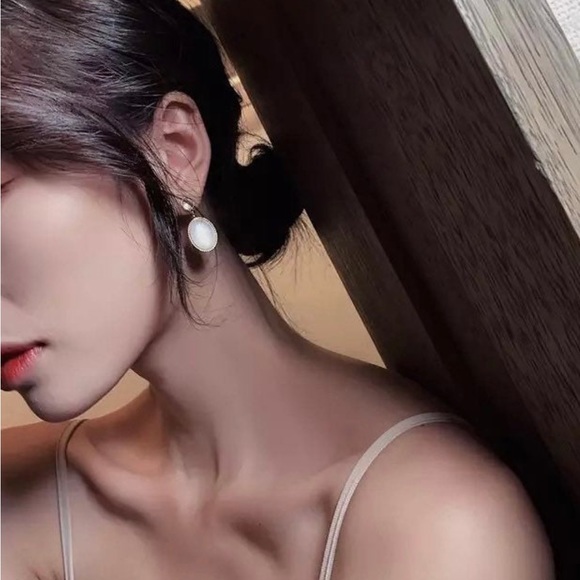 ◾️Vintage Style Opal Drop Earrings - Picture 6 of 6